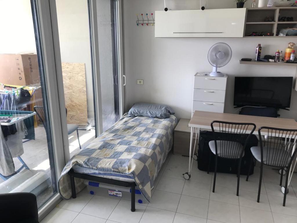 Milan White Tower Flat Bisceglie M1 Hotell Exteriör bild